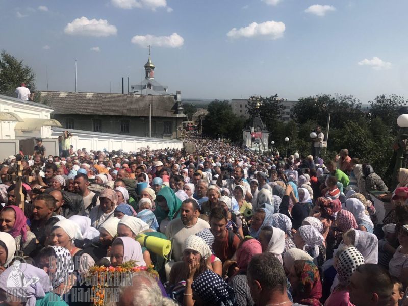 Завершение крестного хода из Каменца-Подольского в Почаев (ОНЛАЙН) фото 4