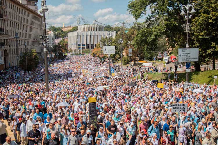 Томос, розкол і зміцнення у вірі: 8 головних подій 2019 року фото 10