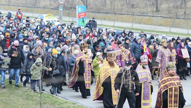 Чому хресні ходи Торжества Православ'я не ділять УПЦ на героїв і боягузів фото 3