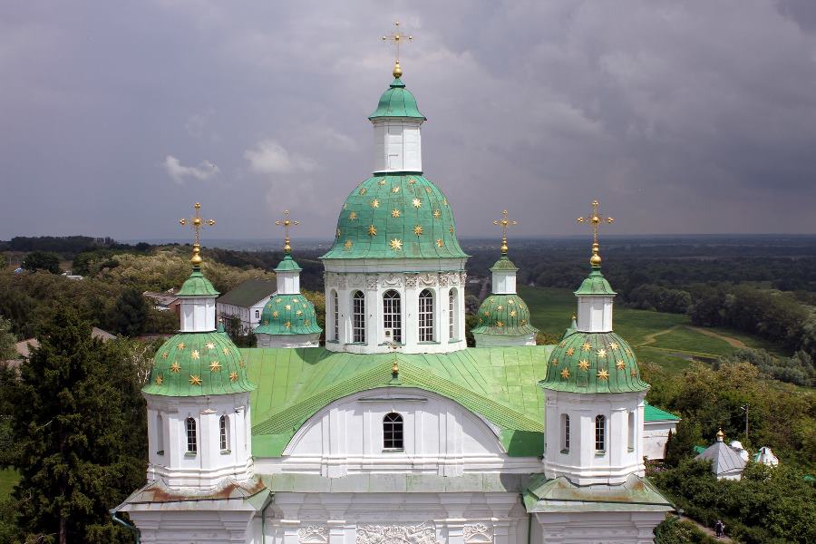 ТОП-10 украинских монастырей, удаленных от больших городов фото 2