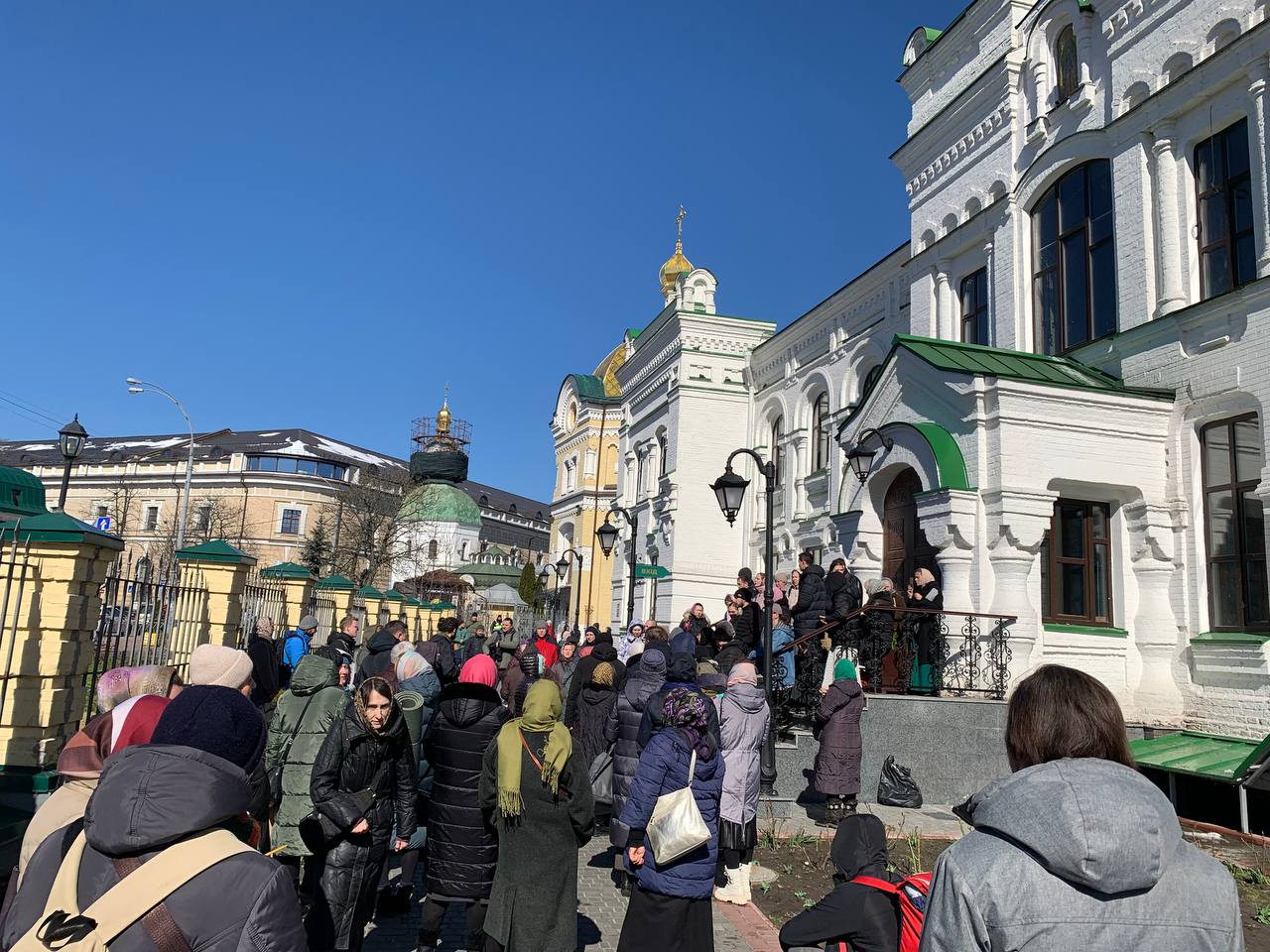 Стояние за Киево-Печерскую лавру: онлайн-трансляция фото 5