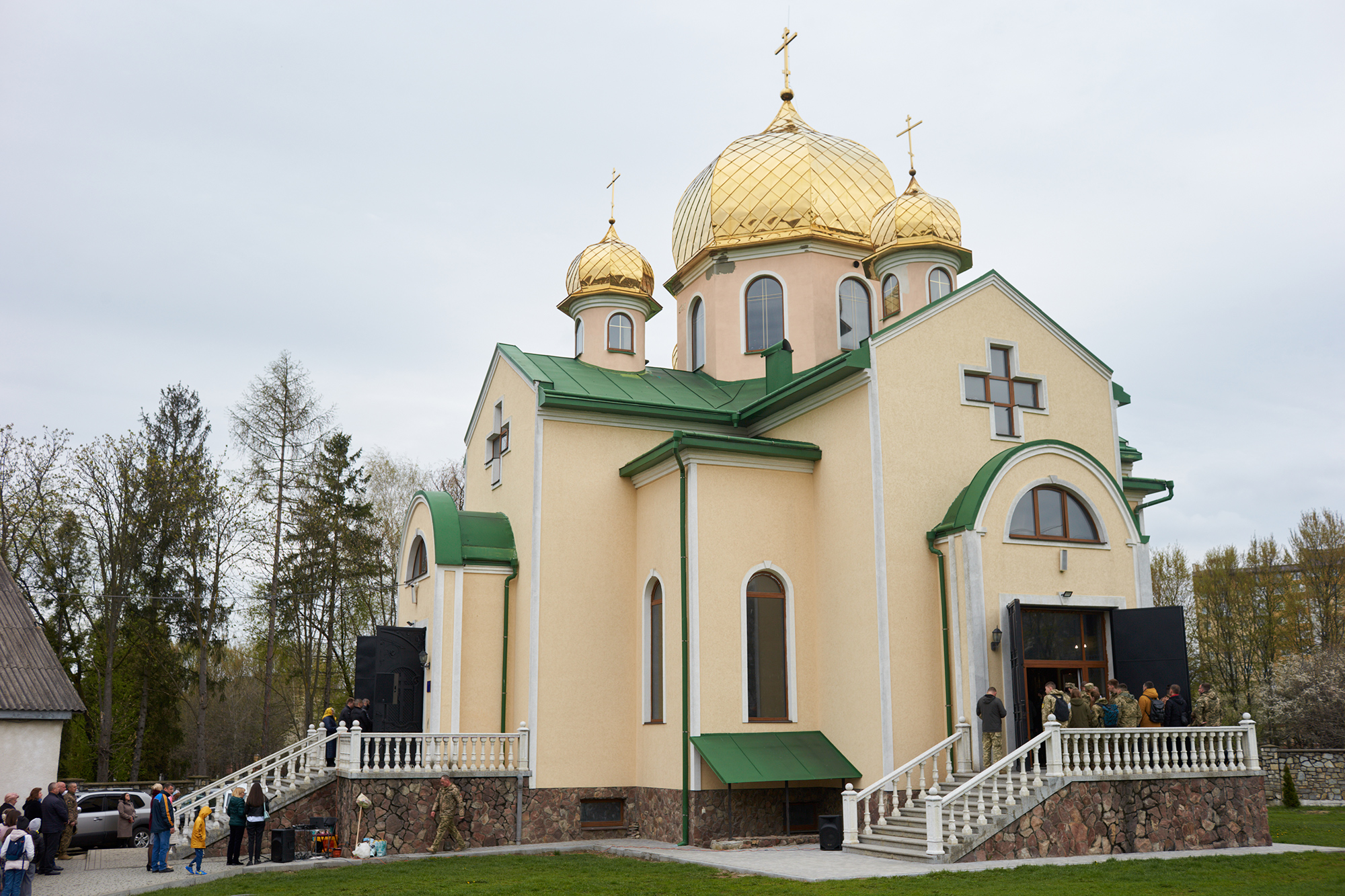 Ivano-Frankivsk mayor awarded by Dumenko in the cathedral seized from UOC фото 1